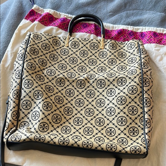 Tory Burch Black and Cream Tote with Geometric Pattern - Picture 1 of 15
